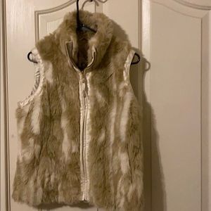 Really cute Women’s vest